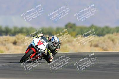media/May-11-2024-SoCal Trackdays (Sat) [[cc414cfff5]]/3-Turn 16 (840am)/